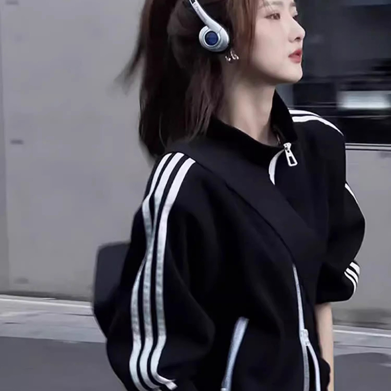 美式复古潮牌高级感棒球服外套女秋冬新款慵懒风显瘦气质黑色卫衣