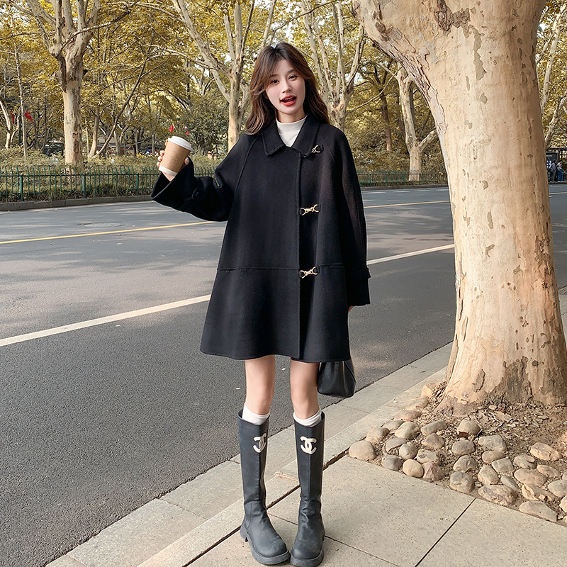 高级感黑色斗篷毛呢外套女2025秋冬新款韩系小个子中长款呢子大衣