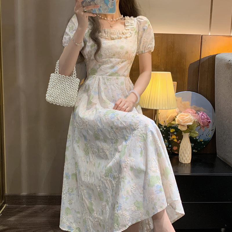 法式艺术生风格小众高级感绝美碎花连衣裙夏季新款小清新中长裙子
