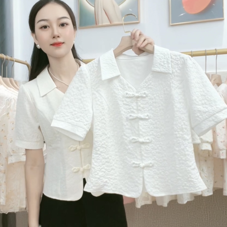 新中式女装高级设计感盘扣POLO领短袖衬衫女2024白色甜美洋气上衣
