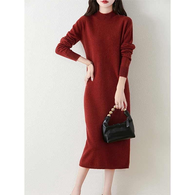 半高领纯羊毛连衣长裙女秋冬新款简约显瘦气质纯色长袖针织打底裙