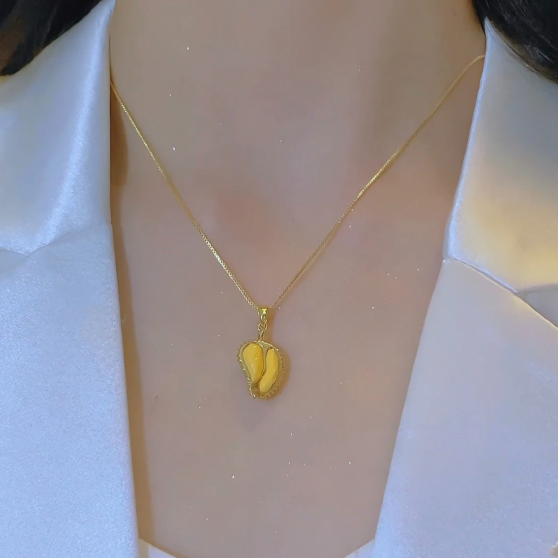 2025不掉色轻奢小众设计榴莲项链高级感锁骨链时尚饰品