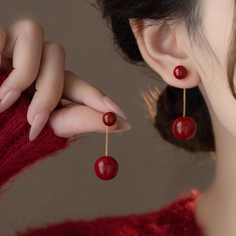 铜合金耳饰 安可拉红色耳环女后戴式显肤白中长耳坠秋冬过年耳饰