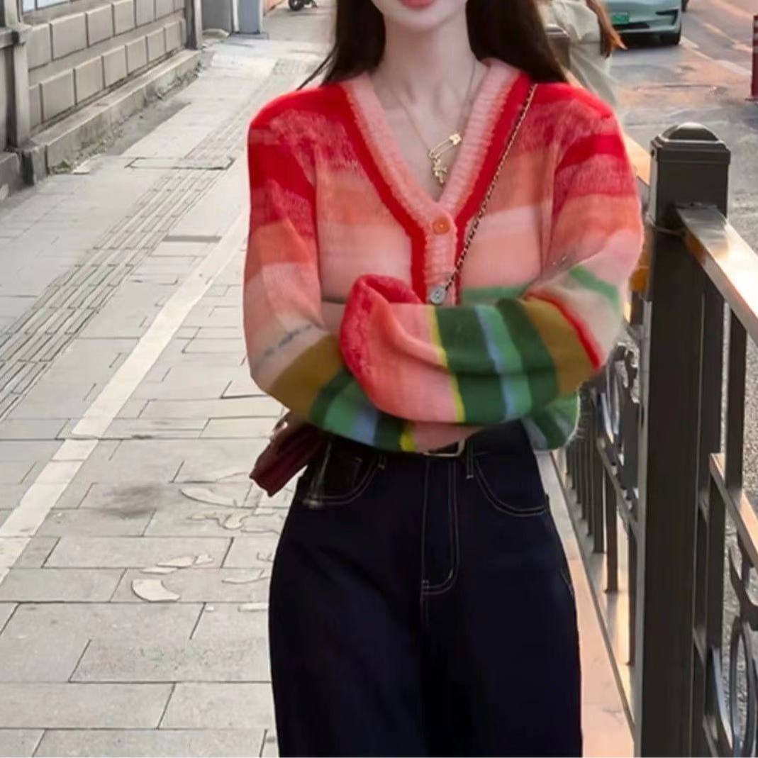 春秋高级感洋气宽松百搭小众别致彩虹撞色条纹针织开衫女显瘦毛衣