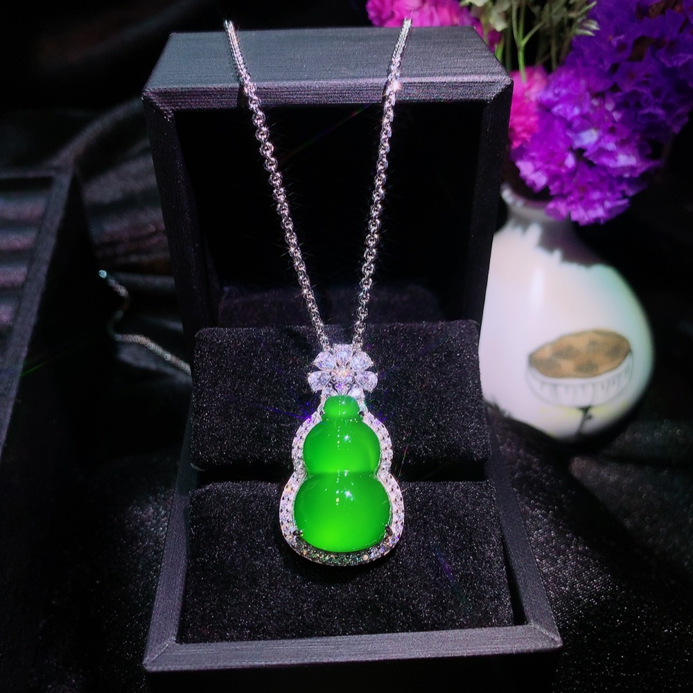 「霞姐珠宝」天然绿玉髓通体s925镶嵌葫芦吊坠