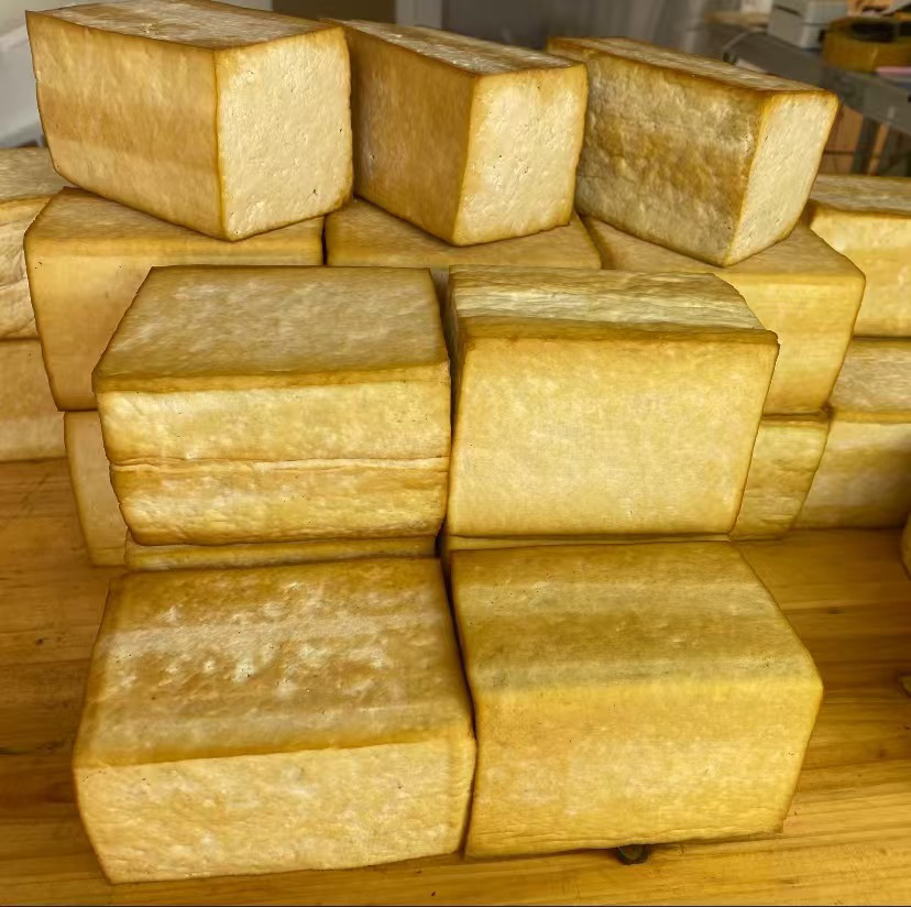 [酸汤豆腐]贵州特产正宗柴火烟熏老豆腐[外黄里嫩]有点酸汤正常