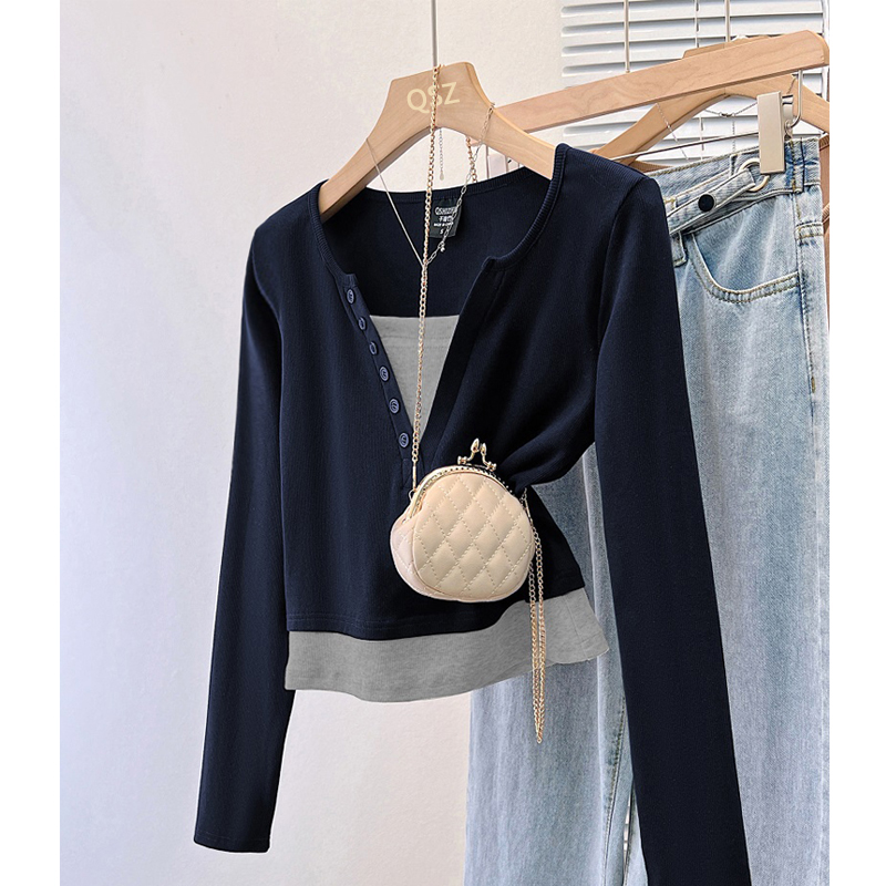 9231#甜辣妹假两件拼接低领露锁骨正肩长袖T恤女秋冬修身打底上衣