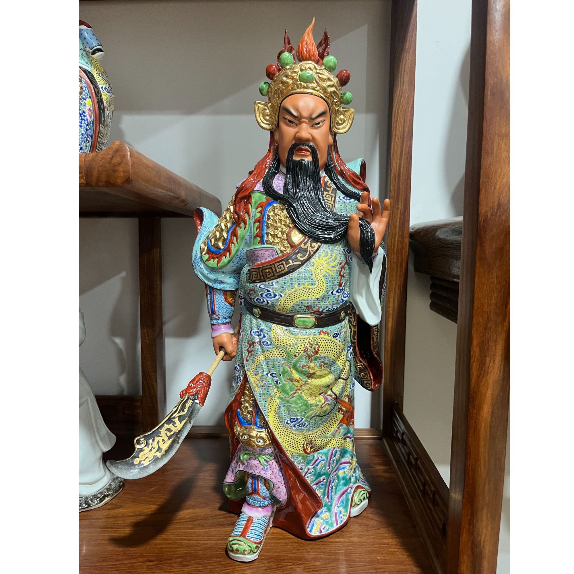 关二爷景德镇陶瓷精品雕刻武财神关羽关公中式伽蓝菩萨招财摆件