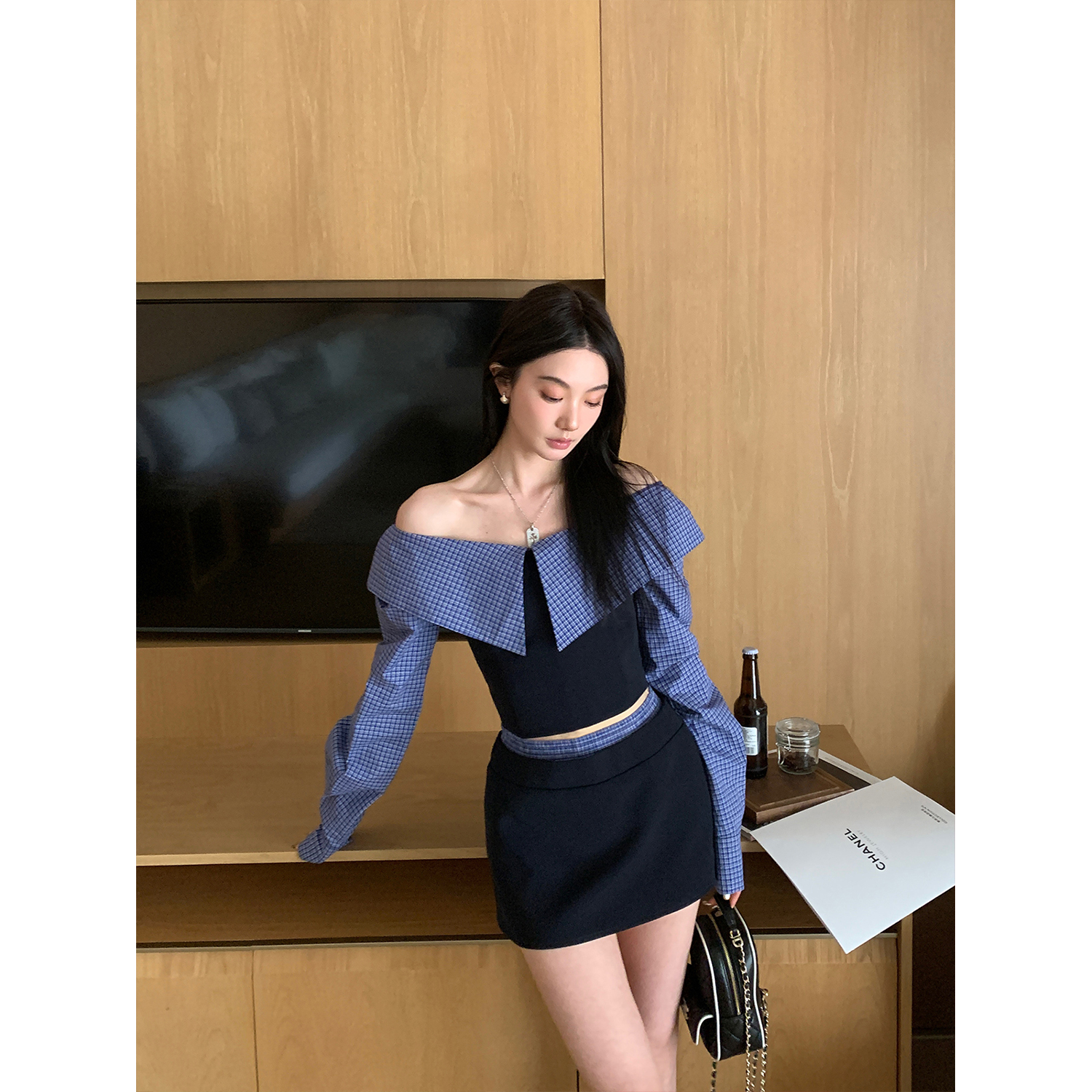 区区欧阳 拼接格子长袖衬衫女春季设计感小众复古衬衣一字肩上衣