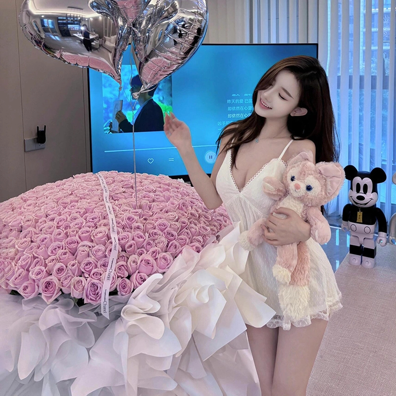 99/199/999朵玫瑰花束鲜花速递同城订婚生日成都上海广州配送女友