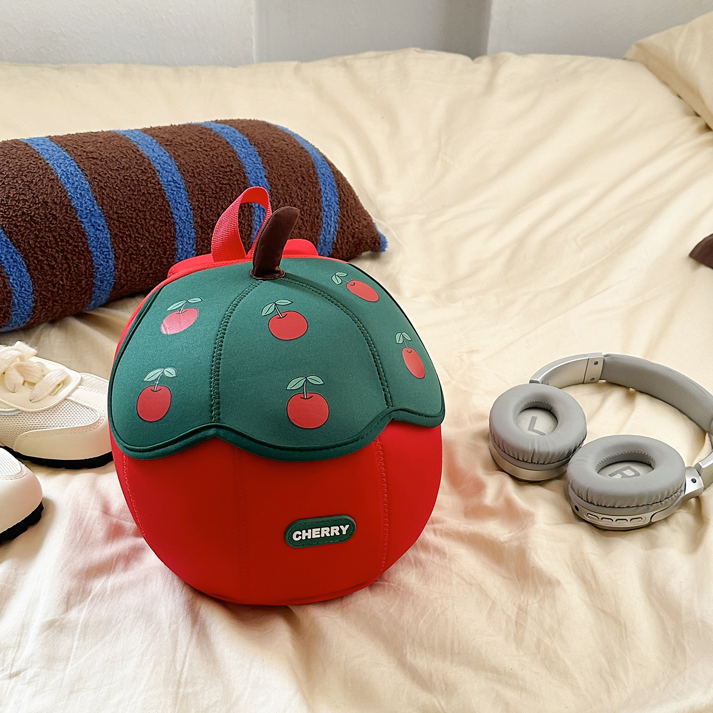 宝宝游玩系列小童包幼儿园男女童1-3岁轻便双肩包户外亲子小背包2