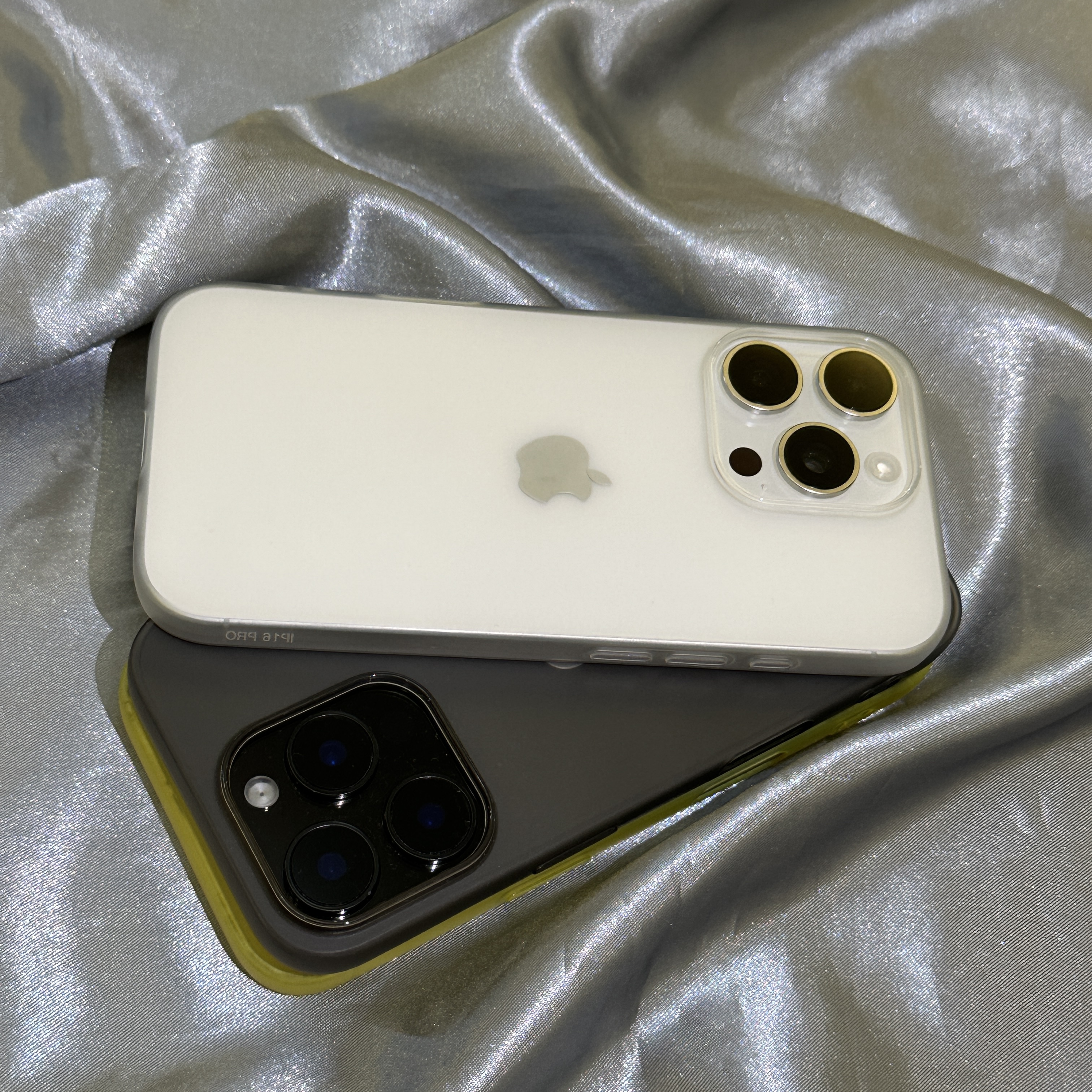 超薄裸机手感软胶适用苹果16promax手机壳iPhone15pro新款14散热