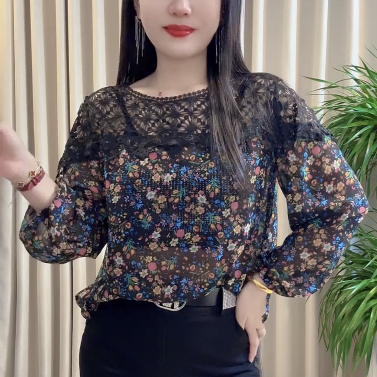 拼接洋气蕾丝拼接波点长袖衫女四季休闲百搭薄款上衣