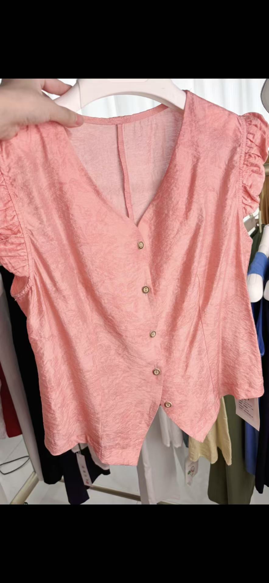 2025夏季新款简约气质V领坎肩袖提花小衫单排扣百搭休闲时尚上衣