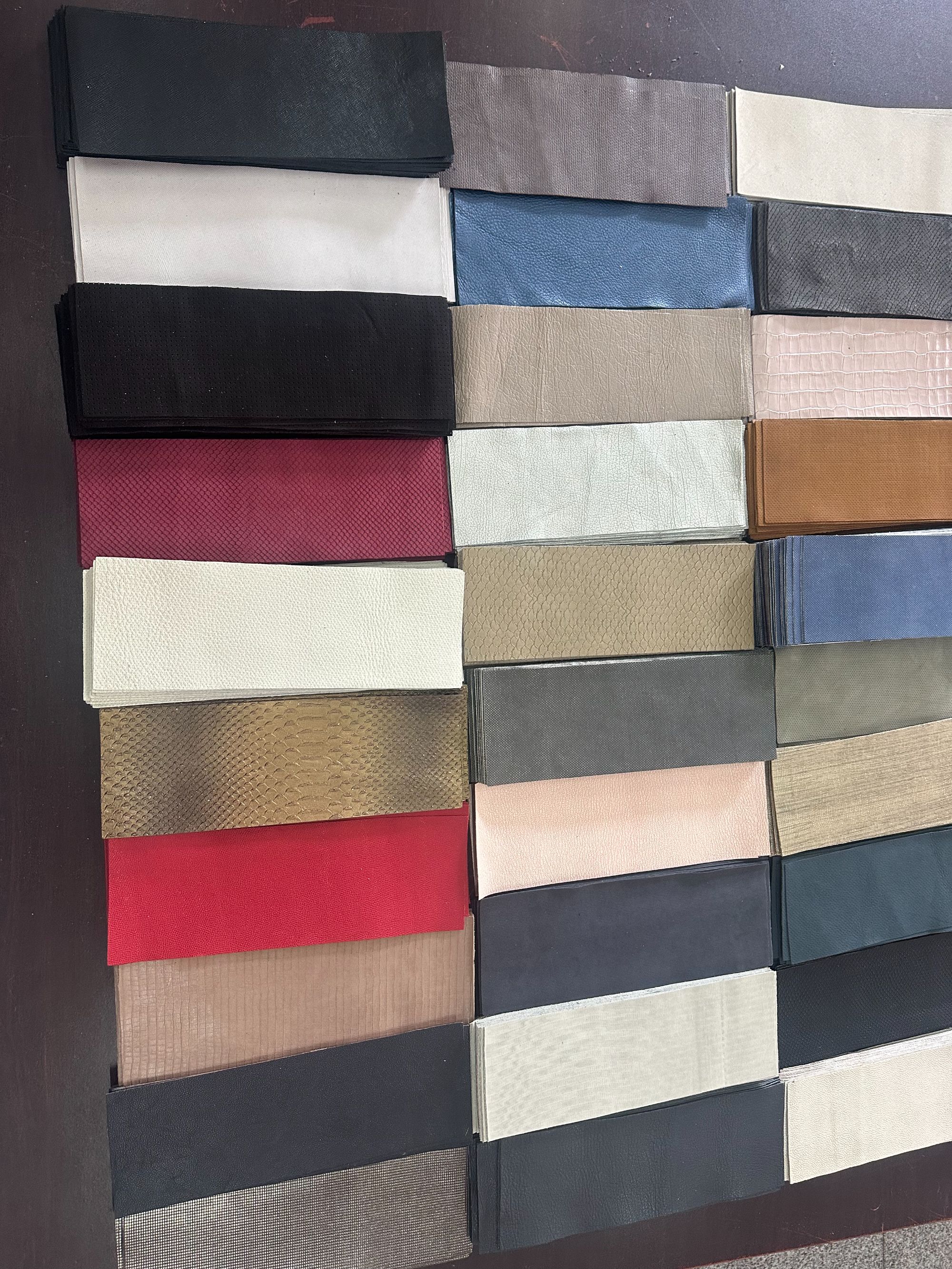 练手试包款拍一发五随机(百分百纯牛皮)个别有轻微瑕疵不影响包