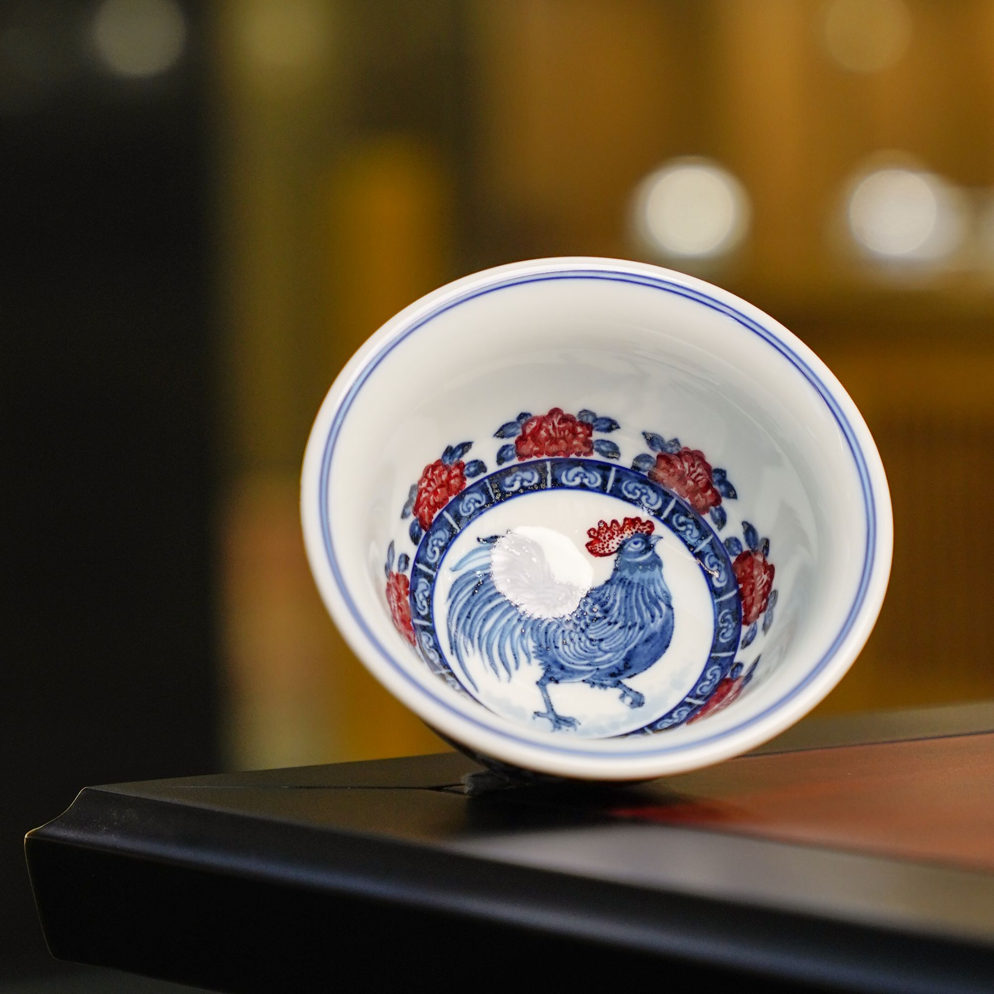 永明尚玩青花缠枝莲压手之十二生肖系列*金鸡报晓YM191茶杯主人杯