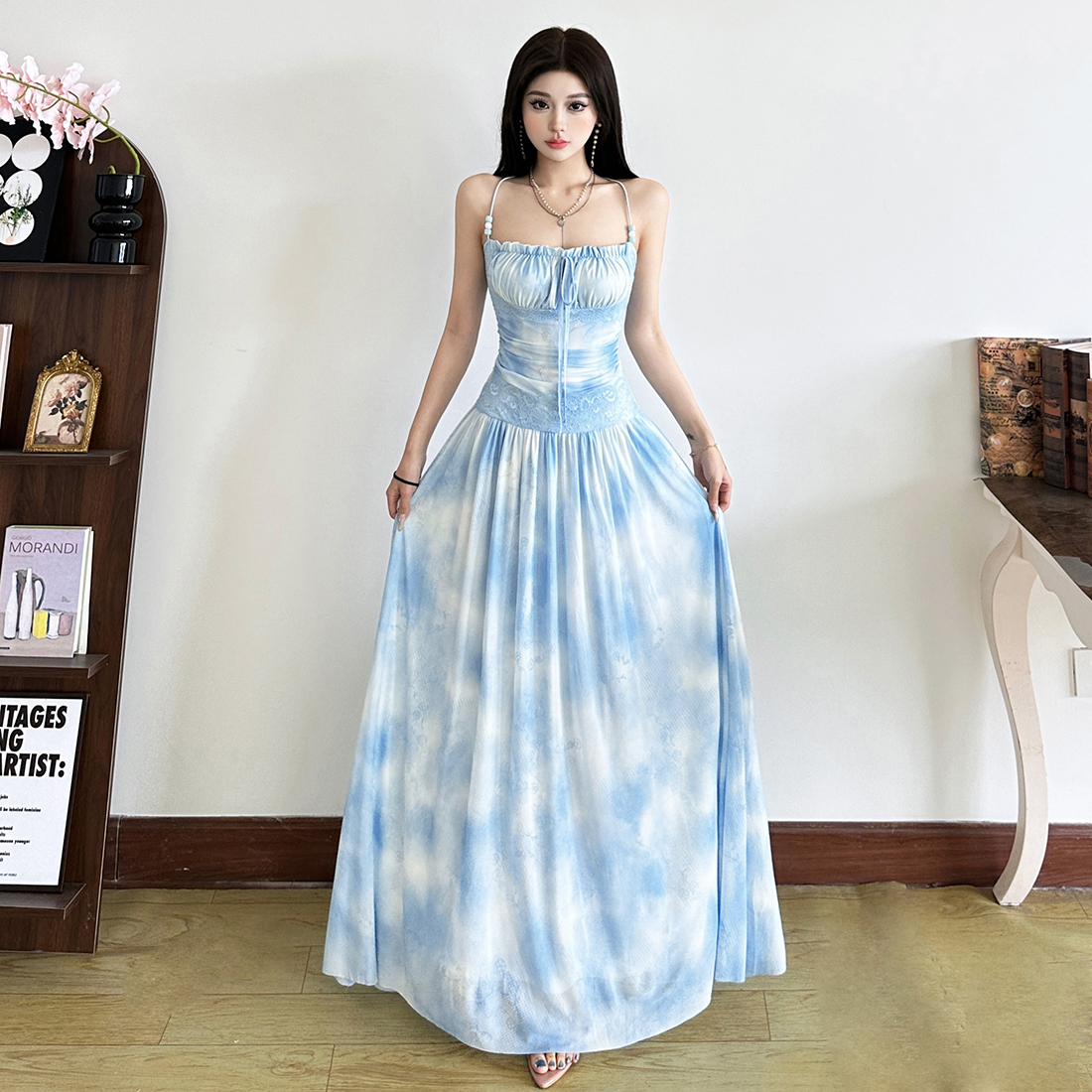 Malou 爱丽丝云朵晕染收腰显瘦吊带裙女 海盐蓝度假长裙K25D73790