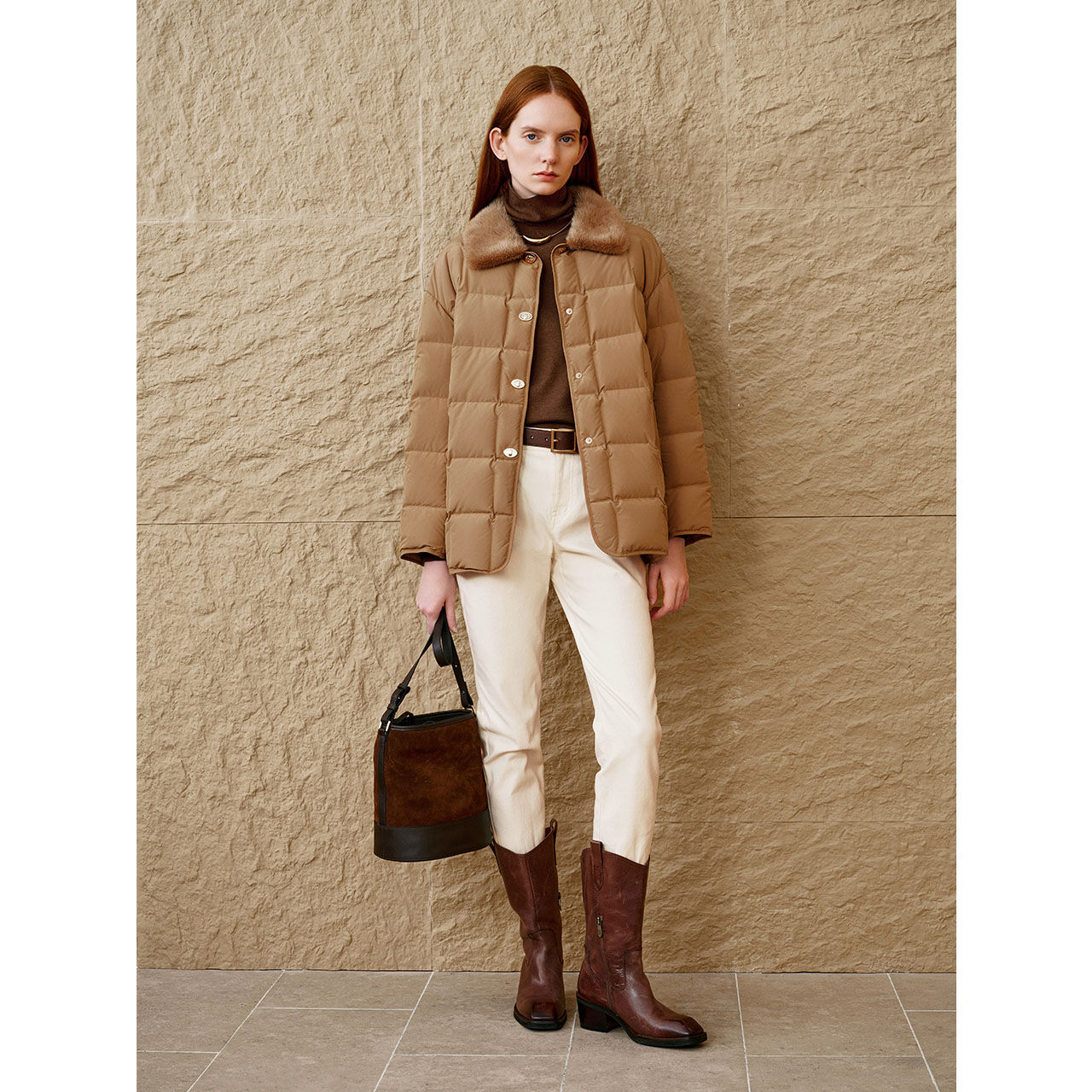 INSUN恩裳冬季方格水貂领三防鹅绒羽绒服9C34508730