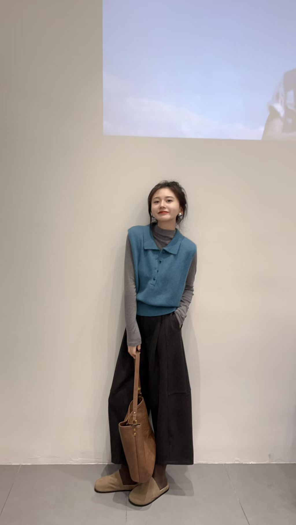 时尚套装两件套2025气质显瘦打底衫长袖洋气辣妹马甲宽松长裤外穿