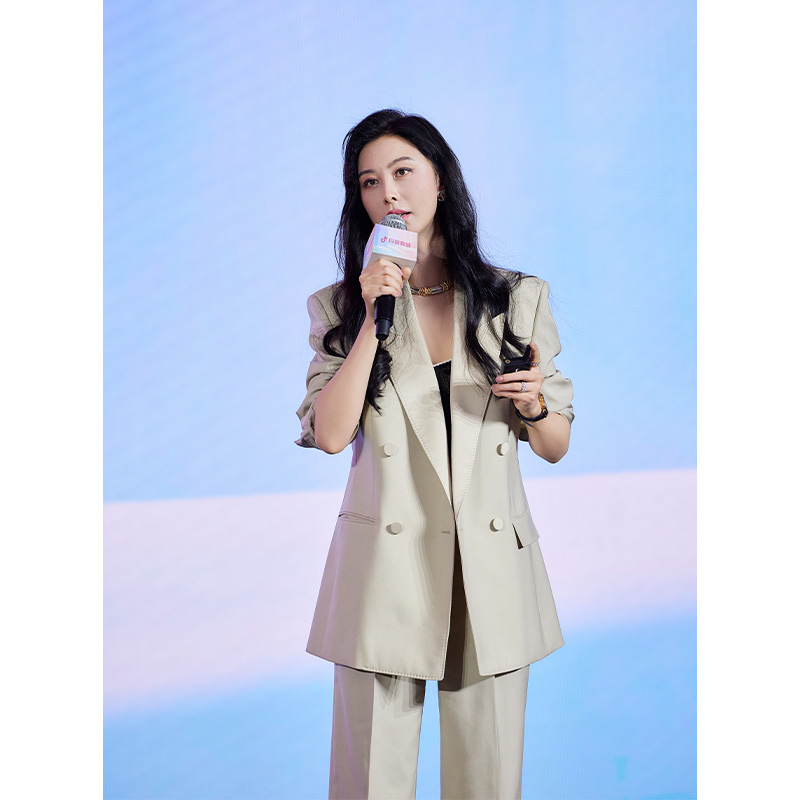 TRACYCHU新品演讲私服米白色手工中性风知性气质显瘦时尚百搭西装