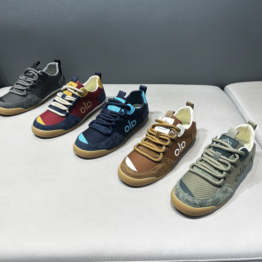 男士秋季潮鞋软底软面拼色轻奢透气低帮时尚休闲鞋