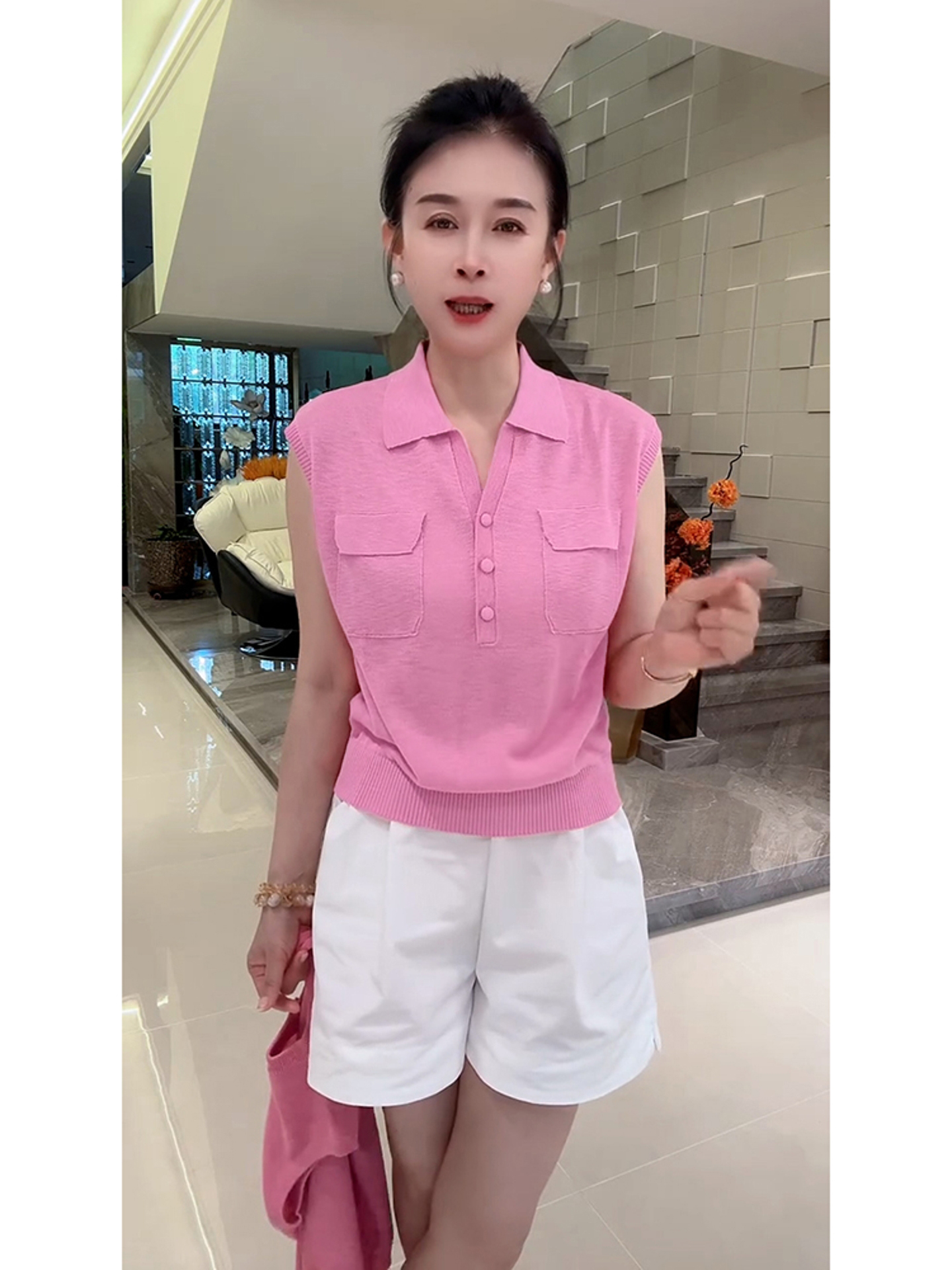 2025夏季欧货轻奢时尚高级感小个子炸街减龄百搭宽松别致粉色T恤