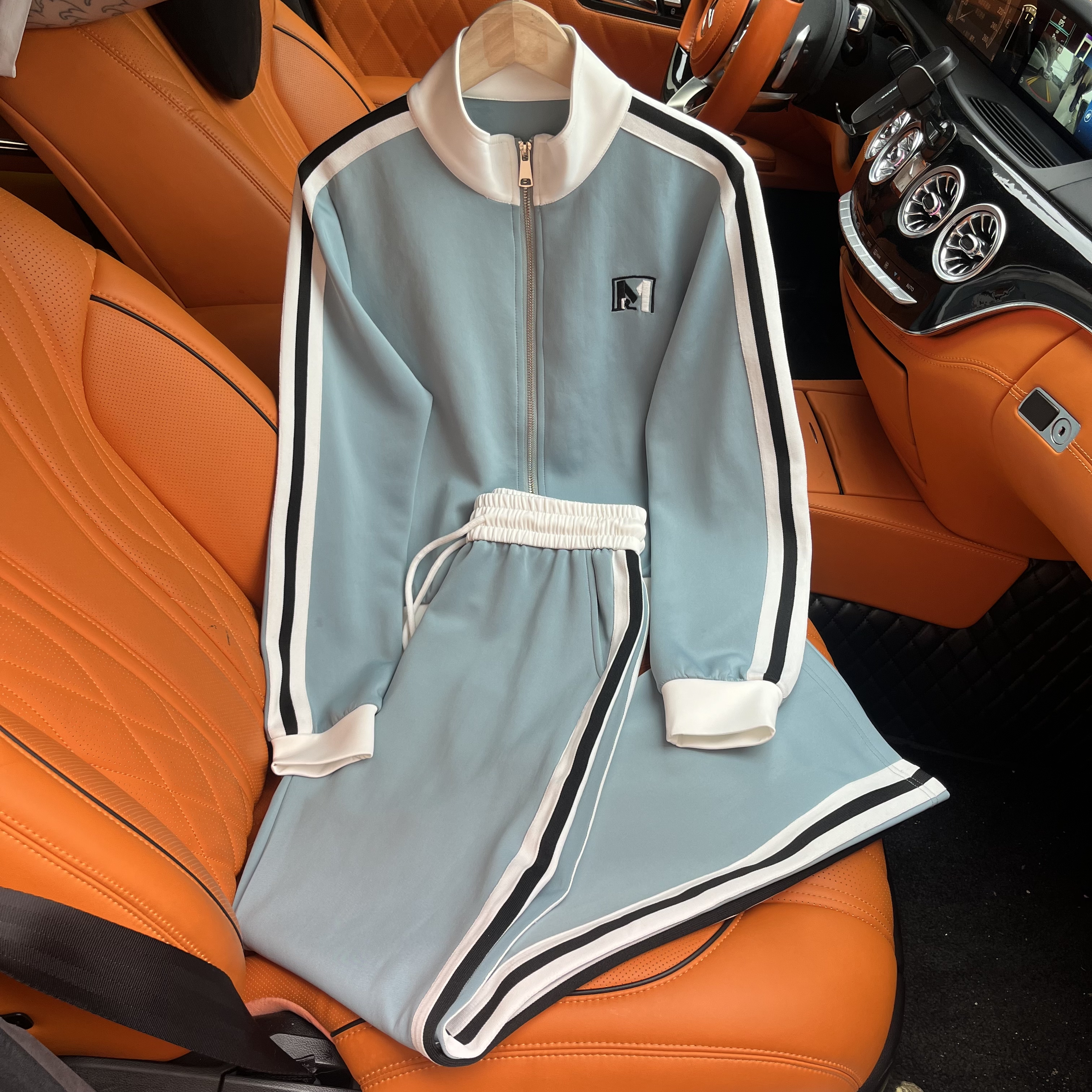 830#深圳南油原创时尚经典高奢定制蓝气质休闲女士套装