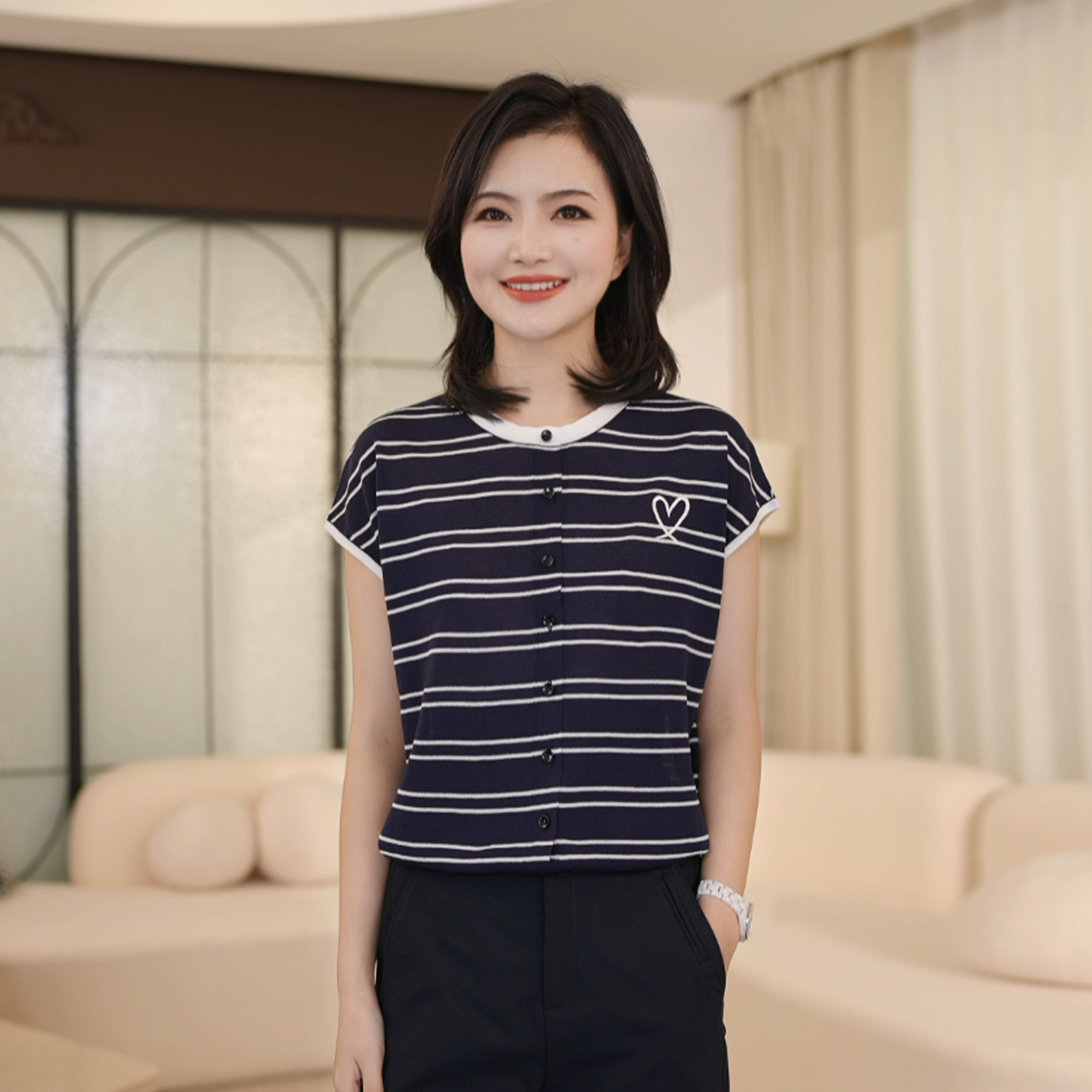 枫竺阿楠anan气质圆领撞色条纹爱心刺绣针织衫女初秋休闲百搭开衫