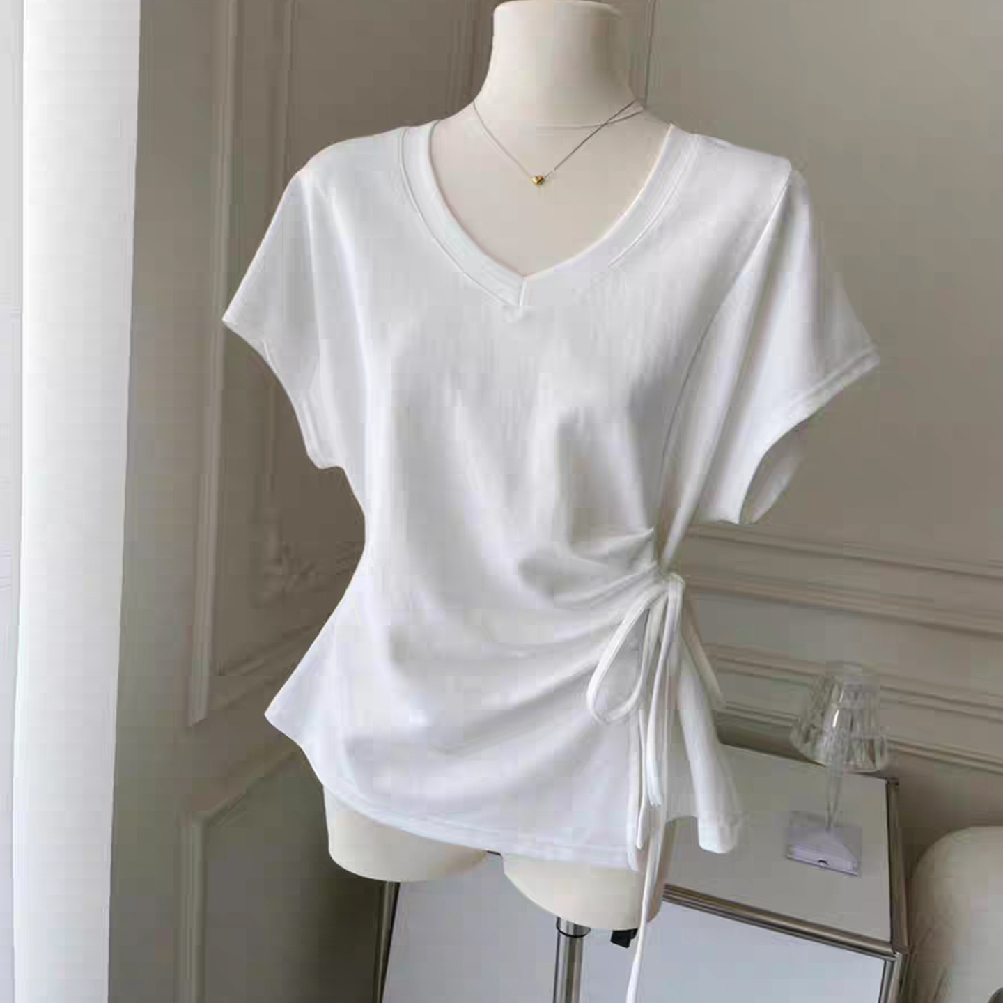 韩系气质白色v领系带收腰短袖t恤女装夏季慵懒风松弛感超好看上衣