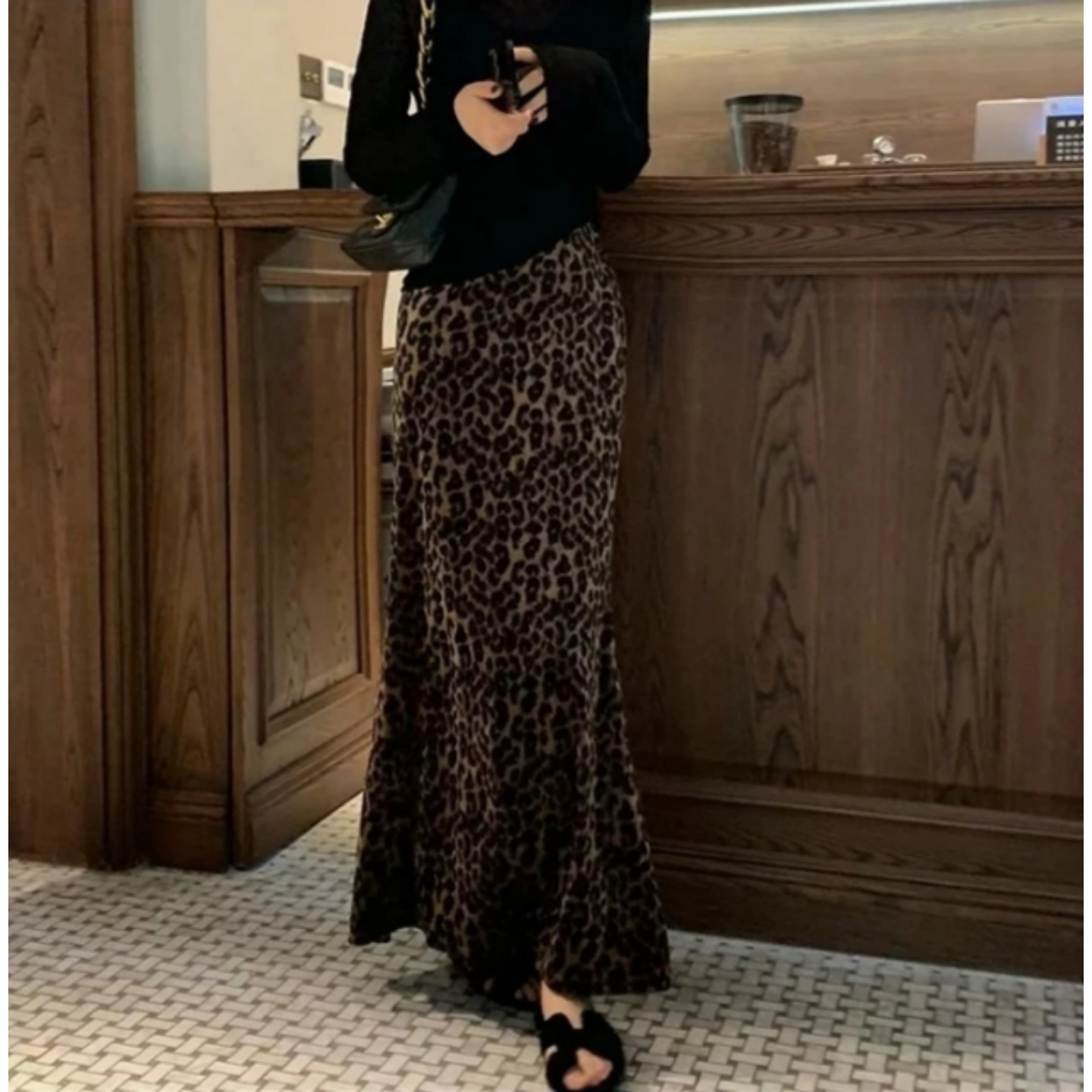 法式复古休闲风豹纹半身裙女2025秋季新款丝绒高腰a字鱼尾中长裙