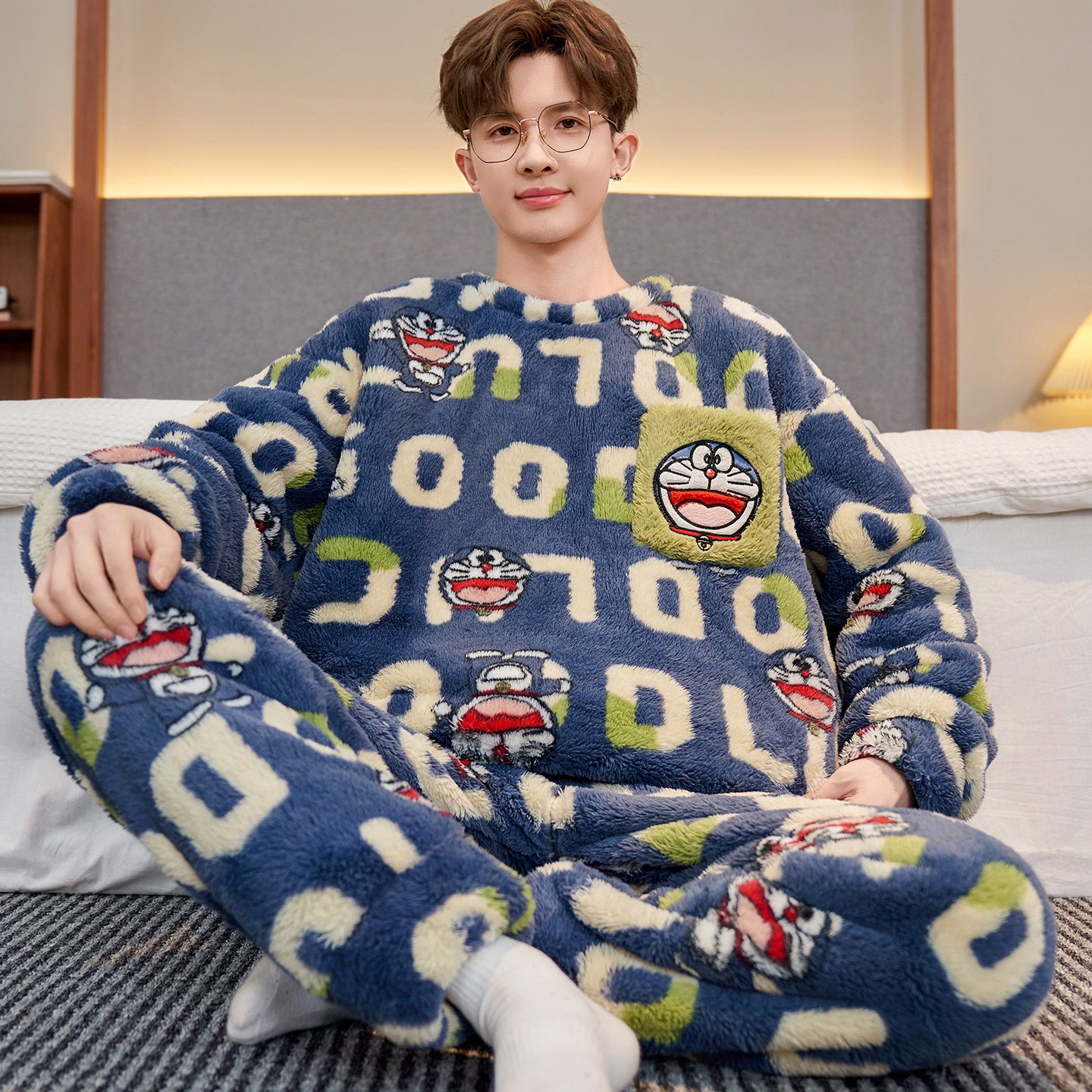 睡衣男士秋冬季珊瑚绒加绒加厚冬款青少年学生加大码法兰绒家居服