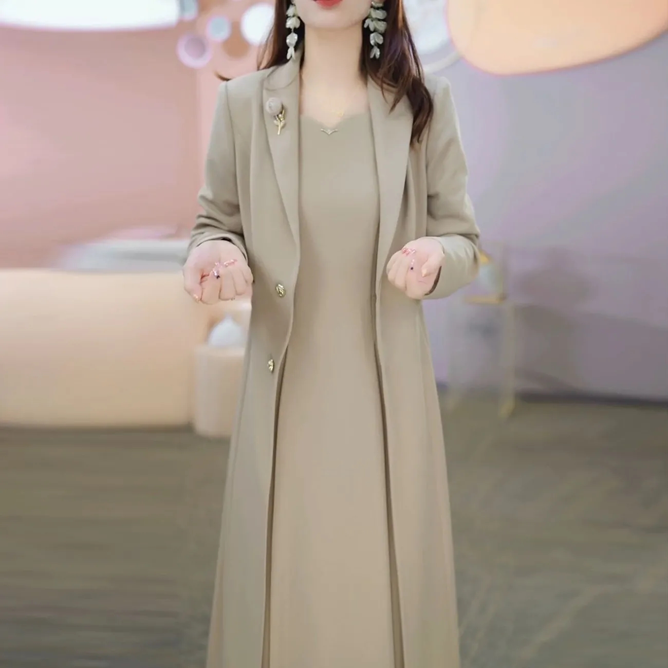 连衣裙西装显瘦气质洋气时尚修身百搭春秋长袖中长款韩版轻奢休闲