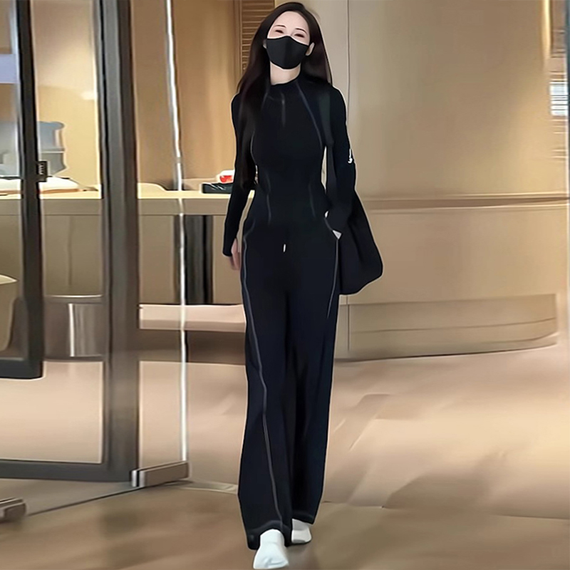 户外跑步休闲运动套装女春秋高级感修身显瘦黑色开衫阔腿裤两件套