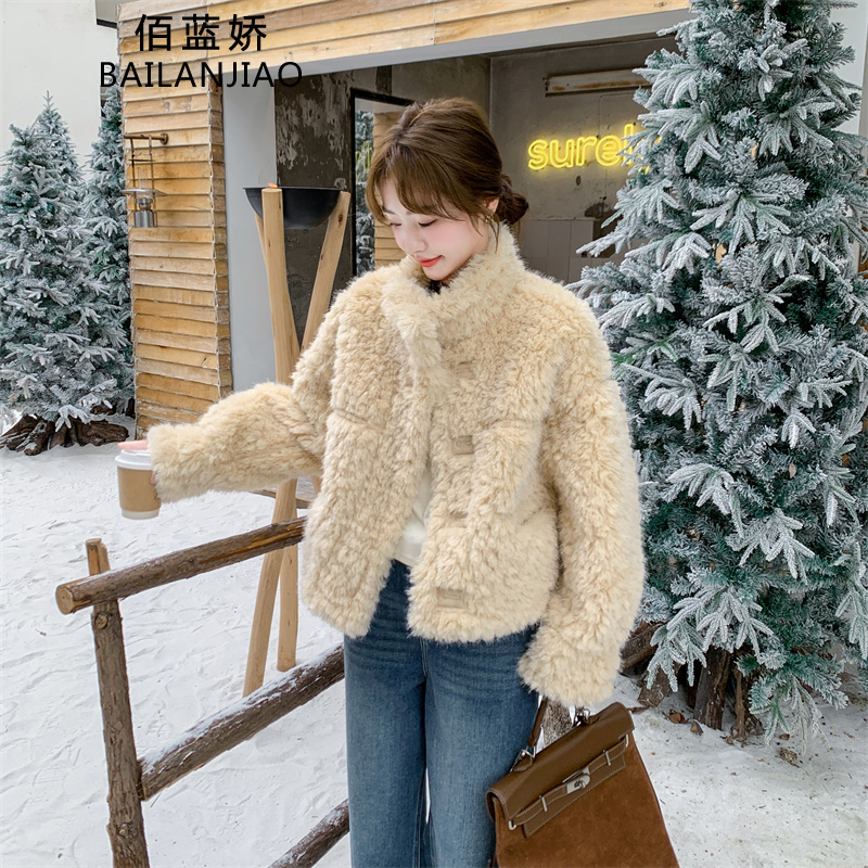 卡其色两面穿皮毛一体羊羔毛外套女冬2025新款小个子减龄保暖上衣