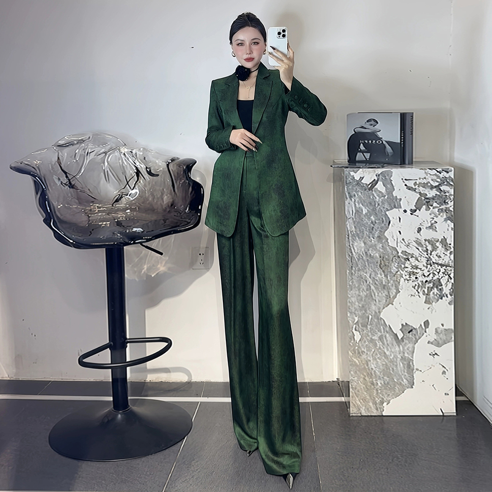 通勤套装女2025春夏新款设计感复古提花收腰西服长裤花朵两件套女