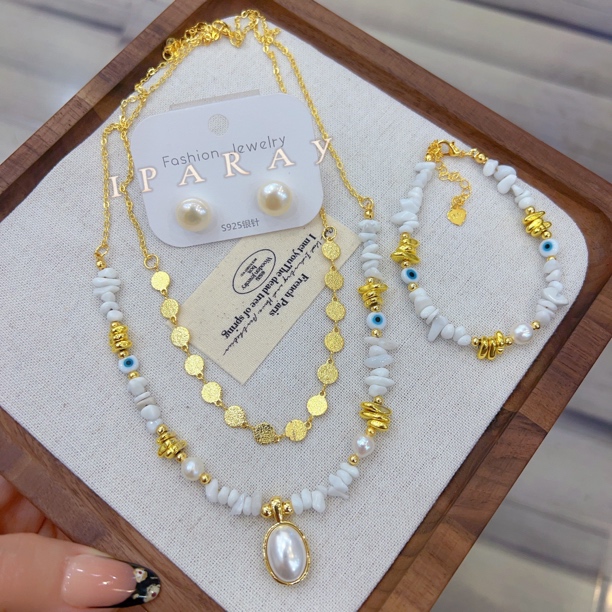 钛钢项链 新款时尚大方百搭气质个性法式白色手工套装