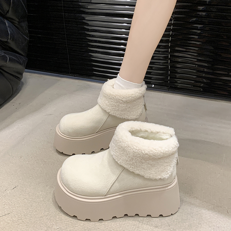2025冬季新款时尚厚底增高7公分雪地靴女款保暖气质短筒加厚棉靴