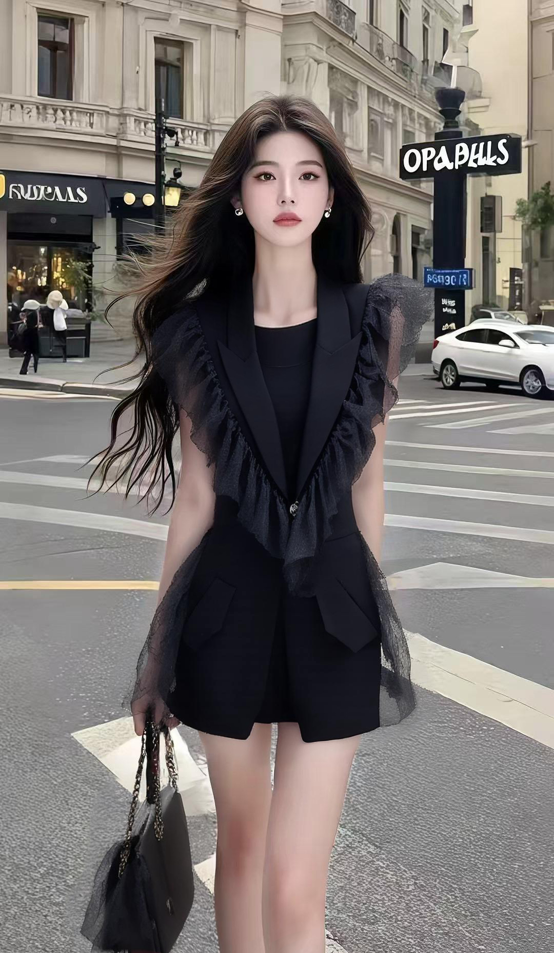 新款夏日氛围感穿搭黑色V领修身收腰网纱拼接连衣裙时尚气质轻奢