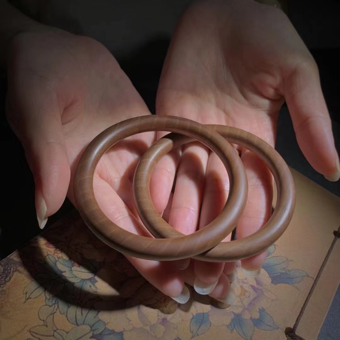 非金属木质手镯 印度老山檀木质手镯原木圆条檀木气质手镯