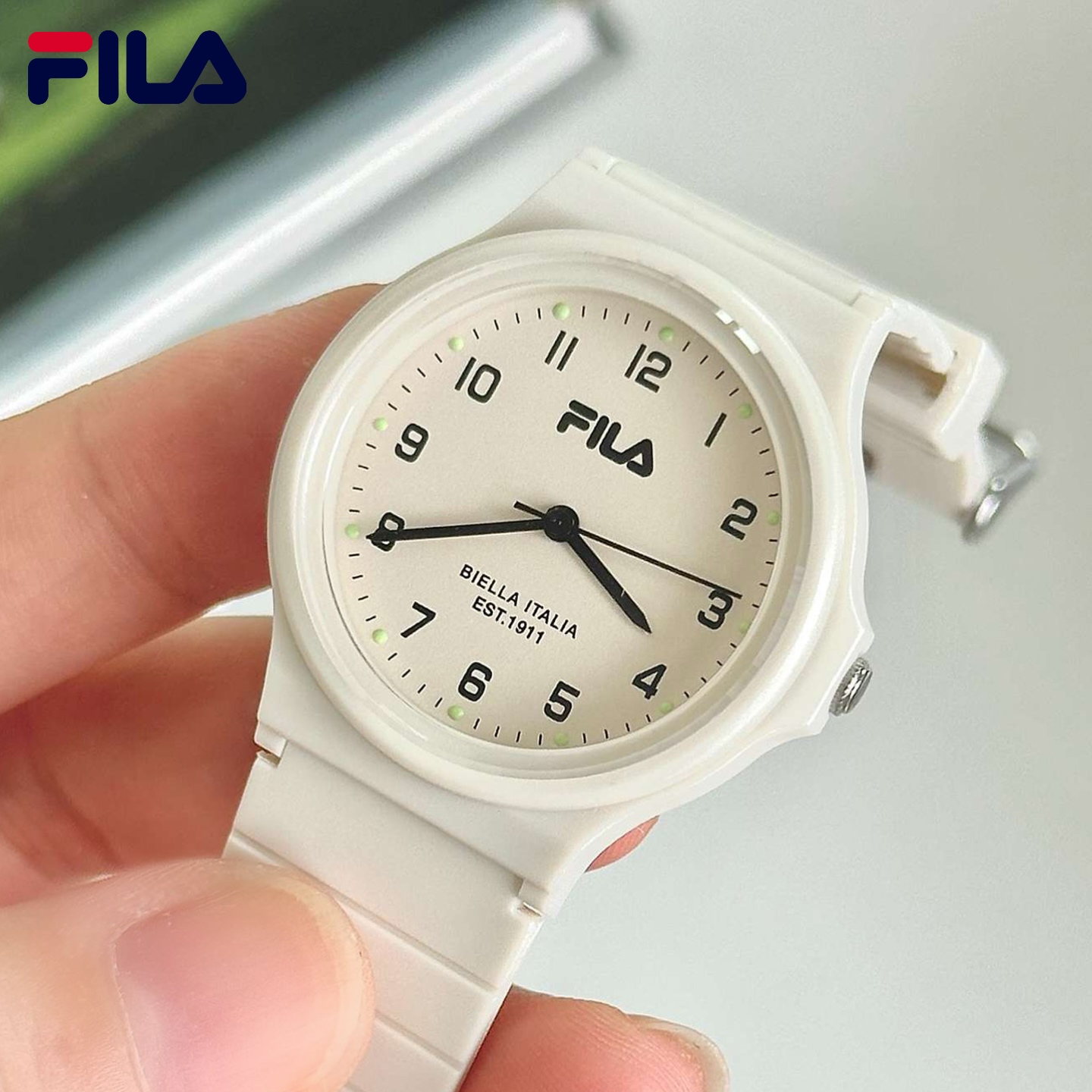 FILA斐乐手表简约防水百搭学生考试专用儿童6-12岁女孩男生电子表