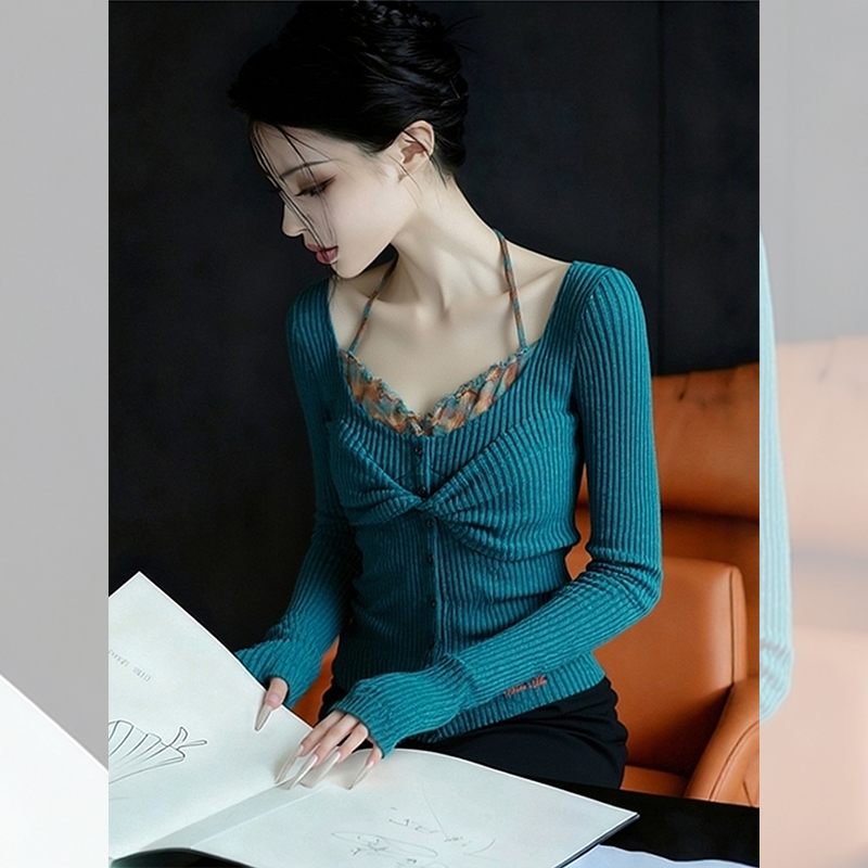 别致独特漂亮蓝色内搭小衫女韩系秋冬装假两件挂脖针织打底衫上衣