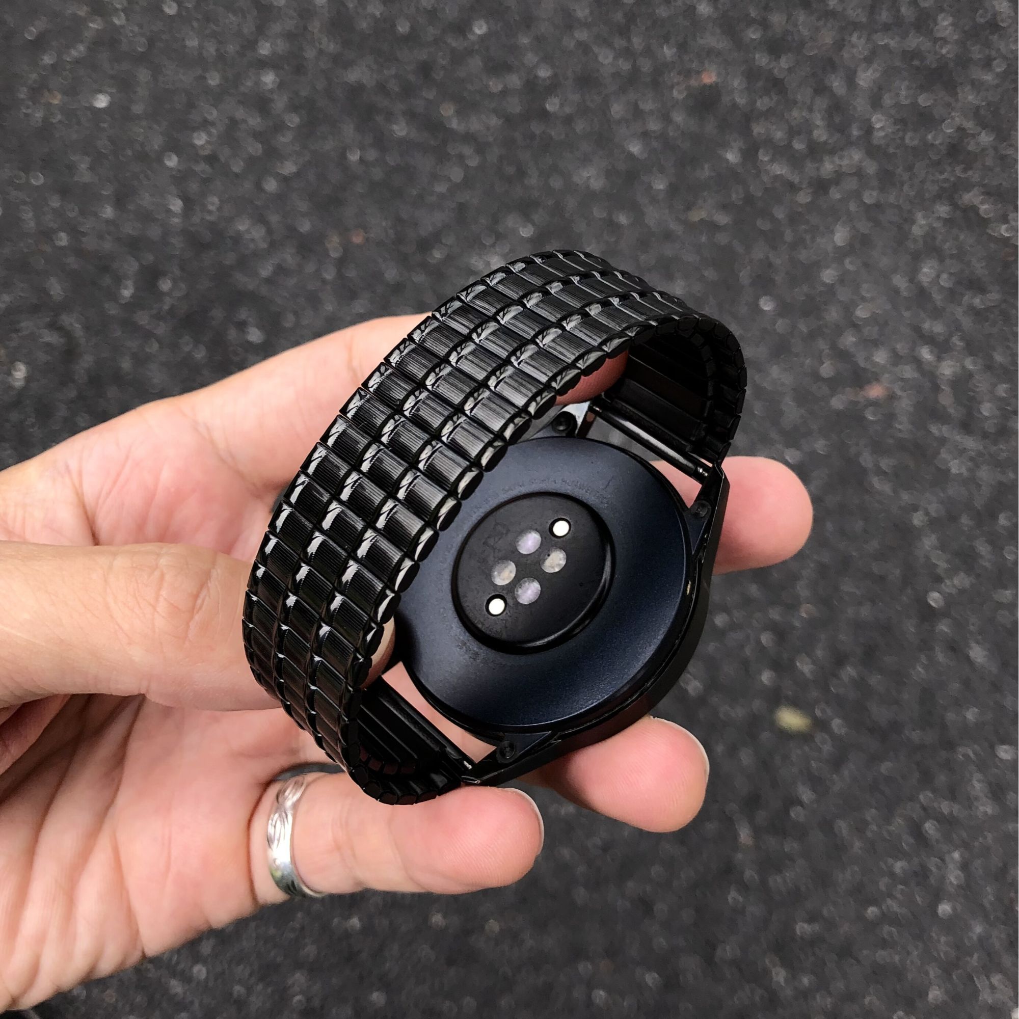 卡客风暴 弹力金属适用华为GT5手表表带GT4空心轻盈watch3老年GT6