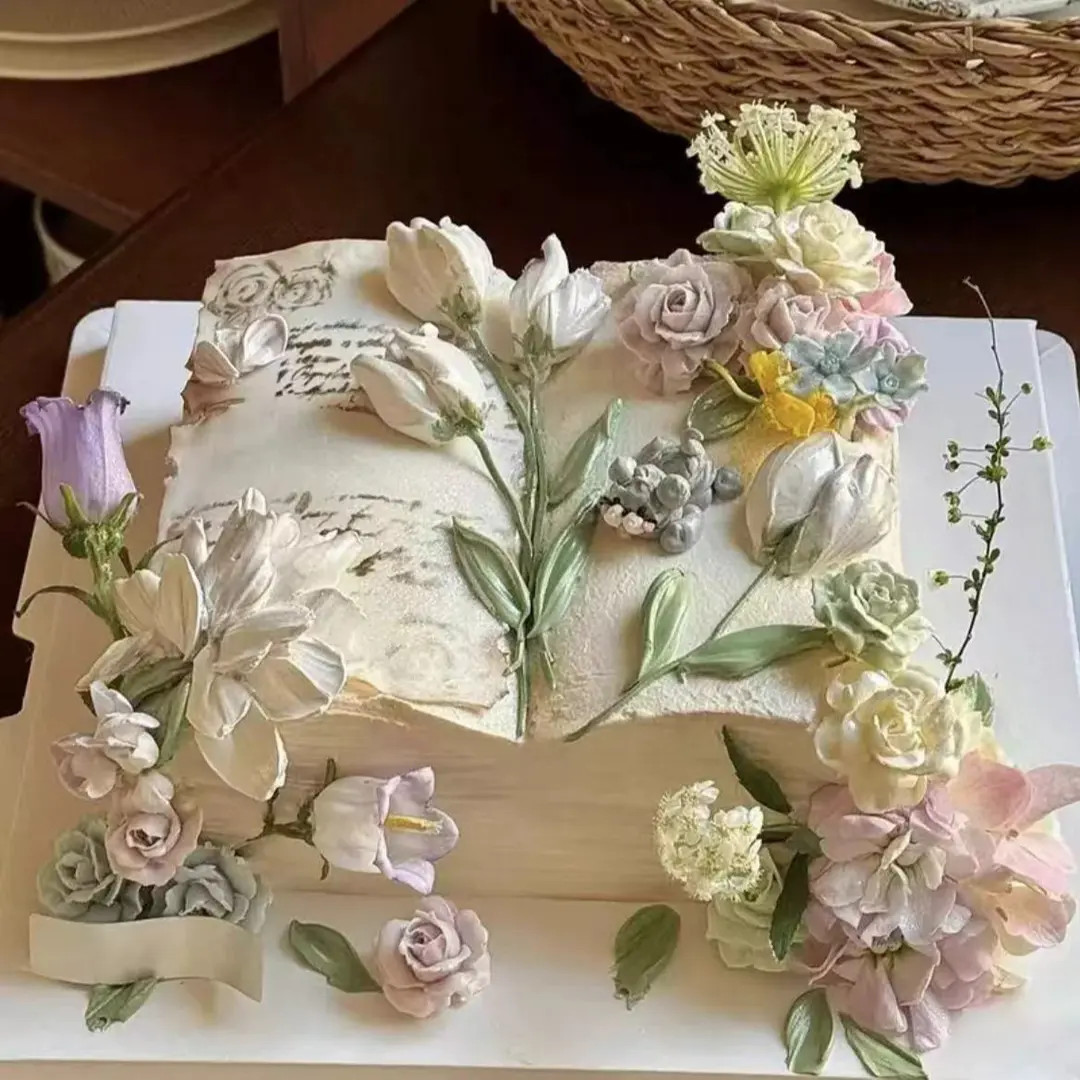 复古一本书鲜花裱花生日蛋糕高端情人节蛋糕重庆武汉成都同城配送