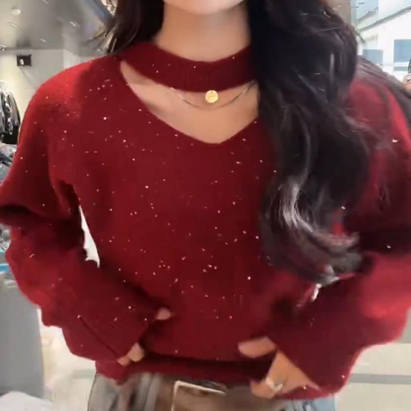 2025秋冬新款女士法式高级感细闪挂脖v领针织衫胖mm时尚气质上衣