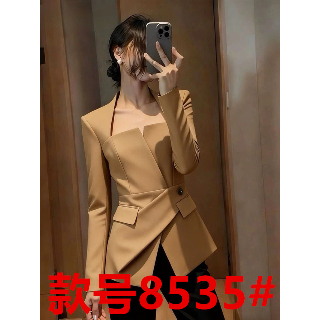 巨好看的早秋外套2025高端时髦洋气独特漂亮气质掐腰卡其色上衣女