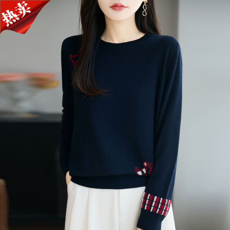 时尚品牌施正品精纺羊毛刺绣小狗针织衫休闲圆领长袖上衣打底衫秋