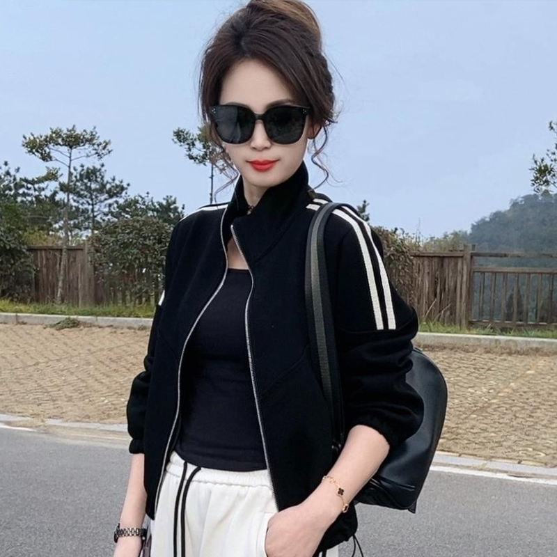 高含棉洋气简约立领短款外套女2025年春秋新款宽松显瘦夹克上衣