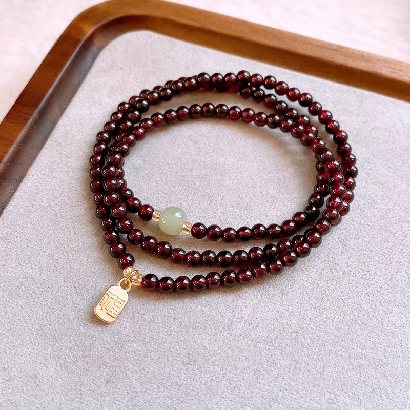 铜合金石英石手链 多圈红色叠戴手链女轻奢新中式高级感多层手串