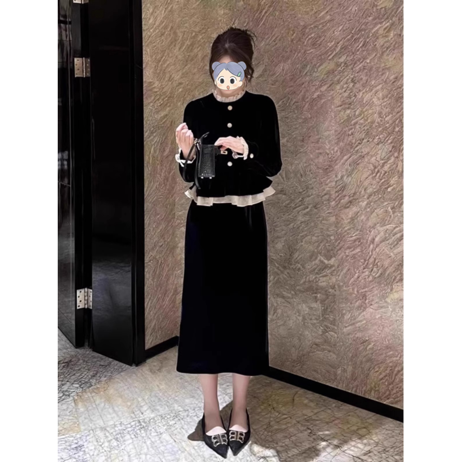 秋季高级感黑色连衣裙女大码时髦洋气小香风气质假两件减龄中长裙