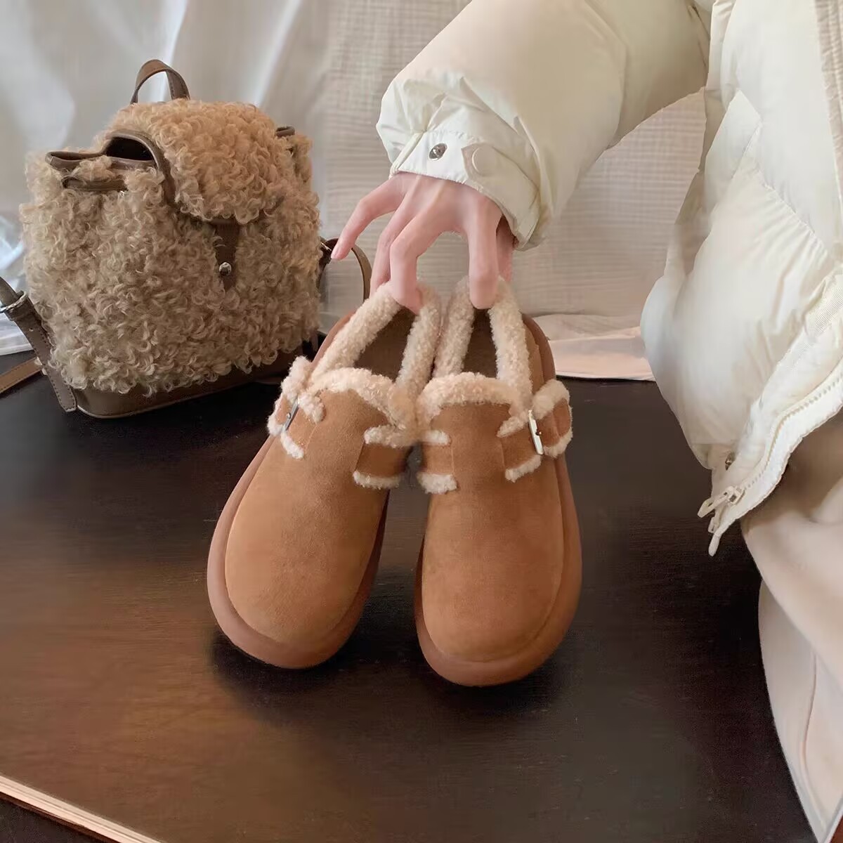 加绒保暖勃肯鞋女2025秋冬新款一脚蹬懒人厚底毛毛扣带休闲雪地靴